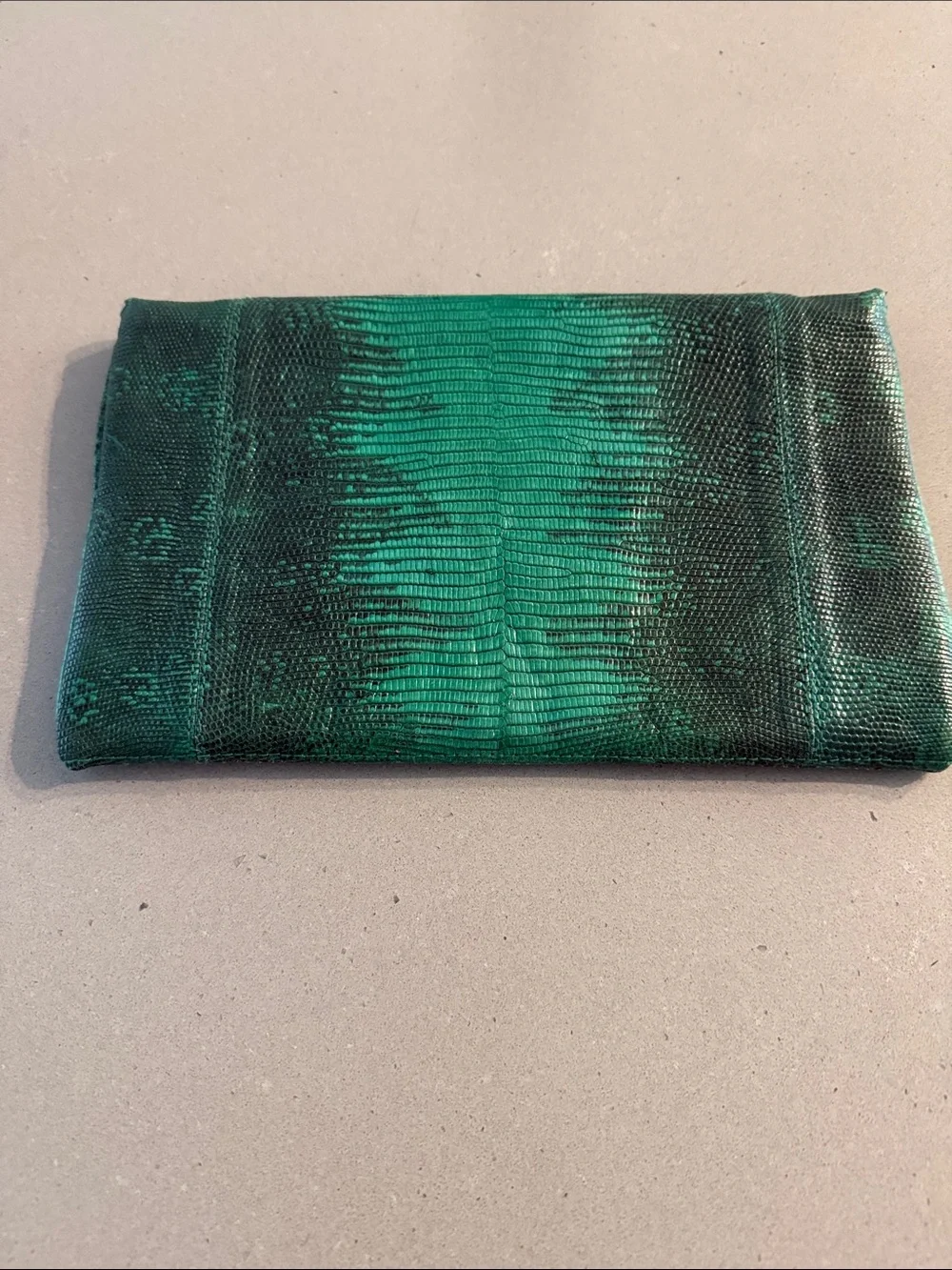 Emerald Green Lizard-Texture Envelope Clutch - Picture 2 of 3